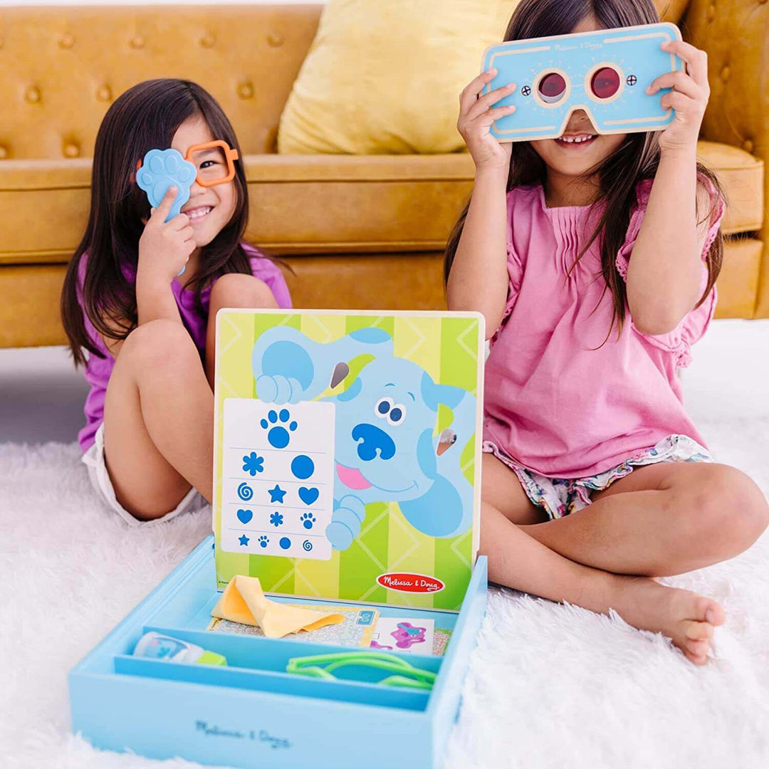 Melissa & Doug Blue’s Clues & You! Time for Glasses Eye Doctor Play Set Earthlets